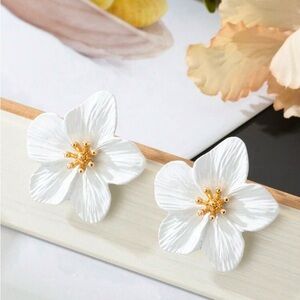 Gold Floral Earrings